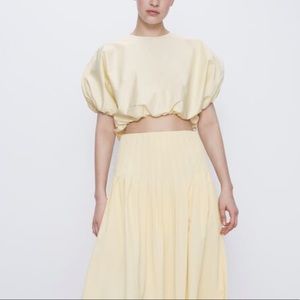 NWT Zara voluminous crop top